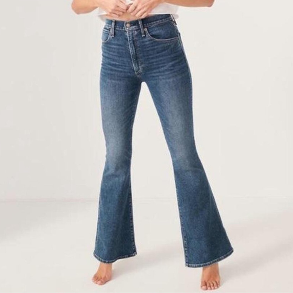 Abercrombie & Fitch The Flare Ultra High Rise